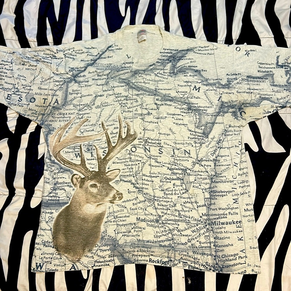 Vintage Used (Mainly) Wisconsin Map / Deer T shirt